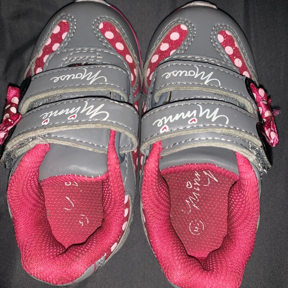 Minnie Mouse toddler shoes